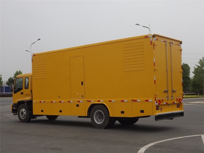 阜平发电车出租- 柴油发电机油箱怎么清洗