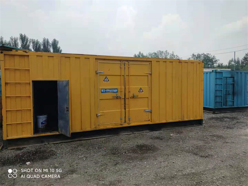 阜平200KW柴油发电机组需要配备什么型号的电缆线？