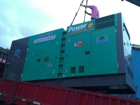 阜平柴油发电机组转速不稳定时，如何对发动机进行维护？