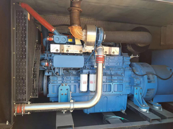 阜平柴油发电机组一般有几种电压输出？