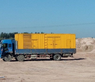 阜平发电机出租如何判断柴油发电机冷却液是否需要更换？