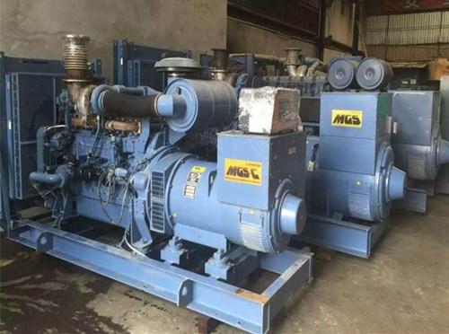 阜平柴油发电机如何测试电流大小？