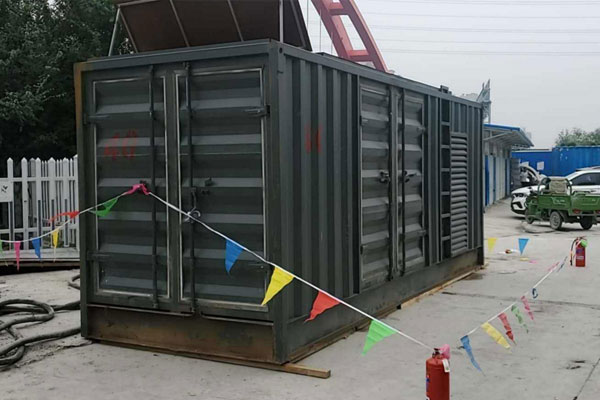 阜平发电机租赁空气滤清器多久更换一次？