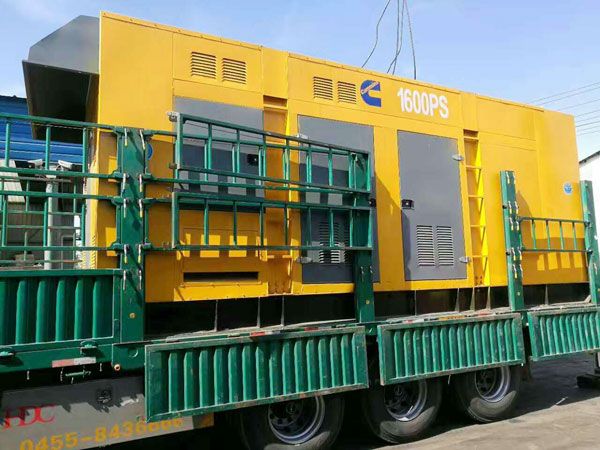 阜平测量水冷式机油散热器密封件尺寸时的注意事项有哪些？